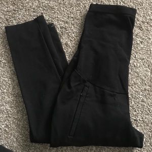 A Pea in the Pod Maternity Leggings